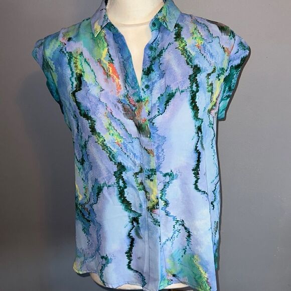 Mossimo Supply Co. Button Down Blouse! - Picture 1 of 12